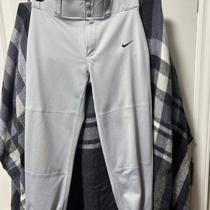 Boys Nike baseball pants.